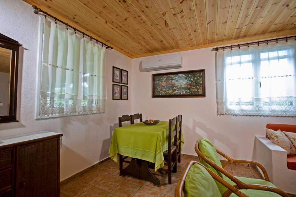 Agrampeli Villa Ierissós Luaran gambar